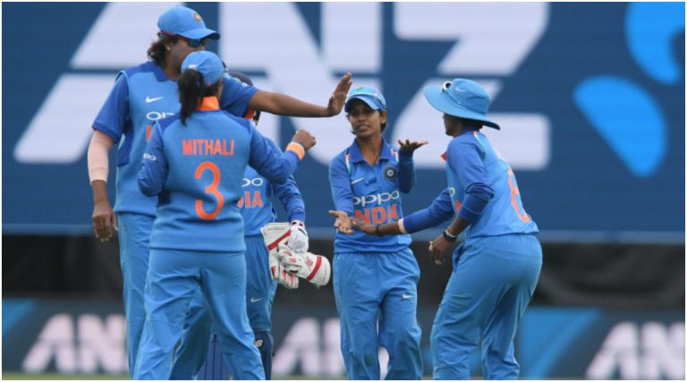 AUS-W Vs IND-W 3rd ODI: भारतीय महिला संघ विरुद्ध ऑस्ट्रेलिया महिला संघातील एकदिवसीय सामन्यात शेफाली वर्मा आणि यस्तिका भाटीया यांचे दमदार अर्धशतक