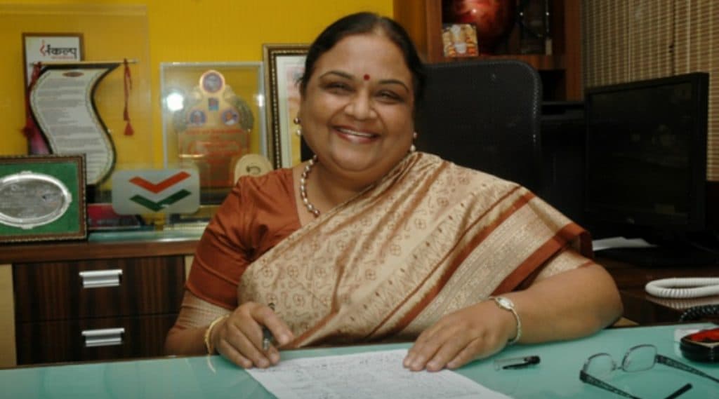Neela Satyanarayanan Passes Away: राज्याच्या पहिल्या महिला मुख्य निवडणूक आयुक्त नीला सत्यनारायण यांचे कोरोना व्हायरस संसर्गामुळे निधन Neela Satyanarayanan Passes Away: राज्याच्या पहिल्या महिला मुख्य निवडणूक आयुक्त नीला सत्यनारायण यांचे कोरोना व्हायरस संसर्गामुळे निधन