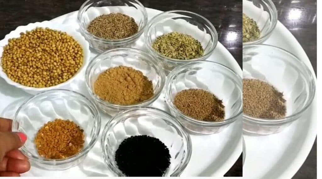 Kalonji Masala Recipe Video: कलौंजी मसाला वापरून साध्या भाज्या सुद्धा करा लज्जतदार; जाणून घ्या 'या' मसाल्याची झटपट रेसिपी Kalonji Masala Recipe Video: कलौंजी मसाला वापरून साध्या भाज्या सुद्धा करा लज्जतदार; जाणून घ्या 'या' मसाल्याची झटपट रेसिपी