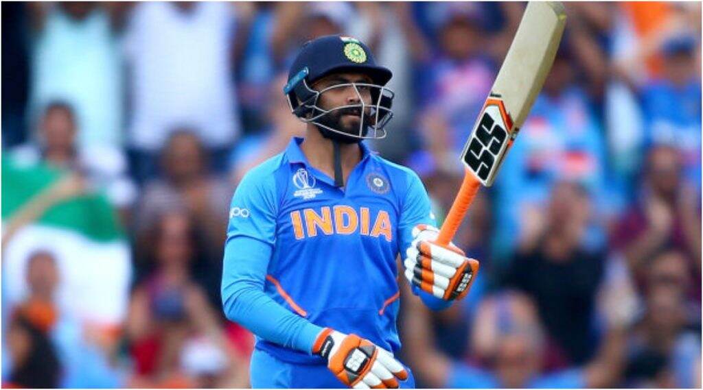 Ravindra Jadeja Mask Controversy: रवींद्र जडेजाचा पोलिसांशी मास्क न घालण्याबाबत वाद, महिला शिपायाशी गैरवर्तन केल्याचा आरोप Ravindra Jadeja Mask Controversy: रवींद्र जडेजाचा पोलिसांशी मास्क न घालण्याबाबत वाद, महिला शिपायाशी गैरवर्तन केल्याचा आरोप