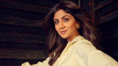 Shilpa Shetty Dance In Ganpati Visarjan: बॉलिवूड अभिनेत्री शिल्पा शेट्टी ने गणपती विसर्जनावेळी पती राज कुंद्रा आणि मुलासोबत केला डान्स; पहा व्हिडिओ