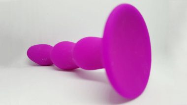 Sex Toys: पहिल्यांदाच तुम्ही Dildo चा वापर करणार आहात? या सोप्प्या टीप्स लक्षात ठेवल्याने मास्टरबेशनची अधिक येईल मजा