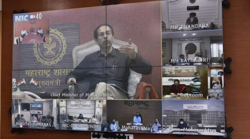 शहरी भागातील कोरोना ग्रामीण भागात पसरू देऊ नका; मुख्यमंत्री उद्धव ठाकरे यांचे नागरिकांना आवाहन शहरी भागातील कोरोना ग्रामीण भागात पसरू देऊ नका; मुख्यमंत्री उद्धव ठाकरे यांचे नागरिकांना आवाहन