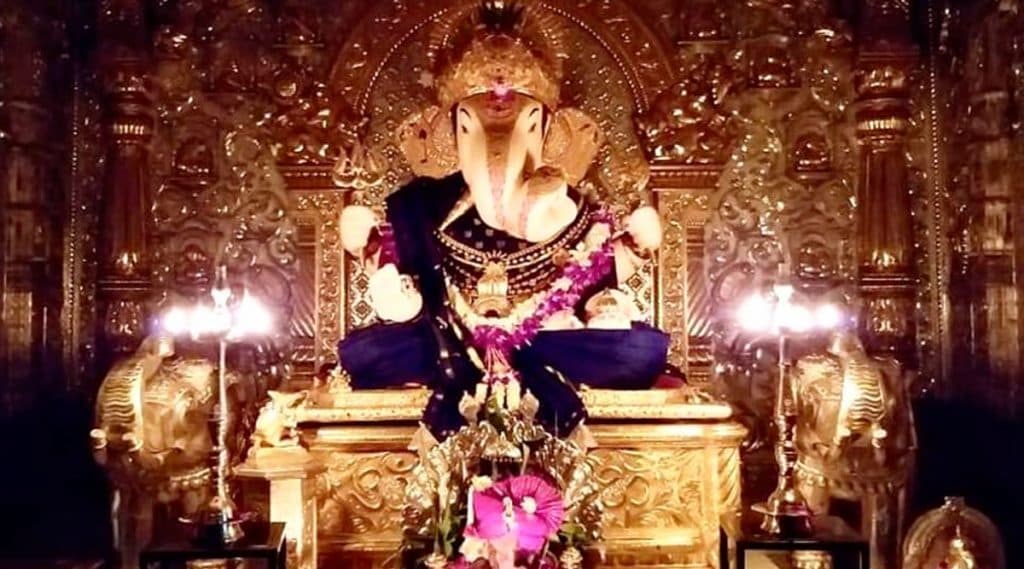 Dagdusheth Ganpati Darshan Live Streaming: गणेश चतुर्थी निमित्त पुण्याच्या दगडूशेठ गणपती मंदिरातील आरतीचा ऑनलाईन घ्या आनंद; येथे पहा लाईव्ह सोहळा Dagdusheth Ganpati Darshan Live Streaming: गणेश चतुर्थी निमित्त पुण्याच्या दगडूशेठ गणपती मंदिरातील आरतीचा ऑनलाईन घ्या आनंद; येथे पहा लाईव्ह सोहळा