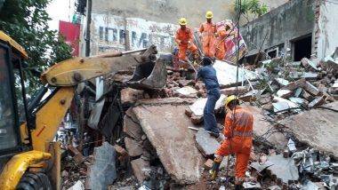 Mumbai Building Collapse Update: भायखळा मधील मिश्रा इमारतीचा भाग कोसळल्याच्या दुर्घटनेत 12 वर्षीय मुलीसह 70 वर्षीय महिलेचा मृत्यू-BMC