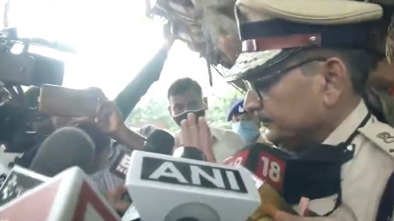 Sushant Singh Rajput Case: 'बिहारच्या मुख्यमंत्र्यांवर भाष्य करण्याची रिया चक्रवर्ती ची लायकी नाही'- Bihar DGP गुप्तेश्वर पांडे  यांची प्रतिक्रिया