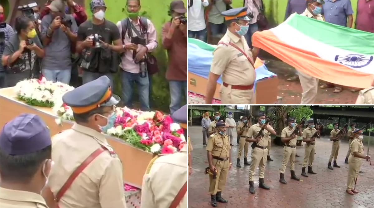 Captain DV Sathe Last Rites: मुंबई मध्ये टागोर नगर स्मशान भूमीत वैमानिक दीपक साठे यांना शासकीय इतमामात अखेरचा निरोप; कोझिकोड विमान दुर्घटनेत निधन