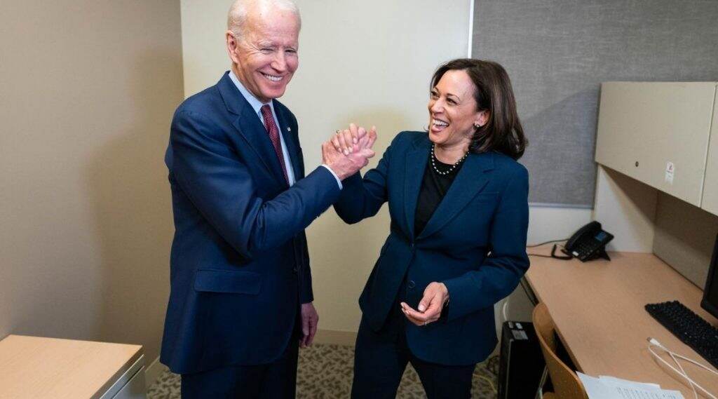 US Presidential Election 2020: Kamala Harris, भारतीय वंशाच्या सिनेटरची अमेरिकेच्या उपराष्ट्रपदी उमेदवार म्हणून निवड; Joe Biden यांची घोषणा US Presidential Election 2020: Kamala Harris, भारतीय वंशाच्या सिनेटरची अमेरिकेच्या उपराष्ट्रपदी उमेदवार म्हणून निवड; Joe Biden यांची घोषणा