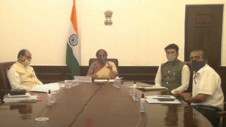 GST Council Meeting: कोरोनाचा फटका जीएसटी नुकसान भरपाईतील तूट 2.35 कोटी रुपयांवर,  केंद्र सरकारची माहिती