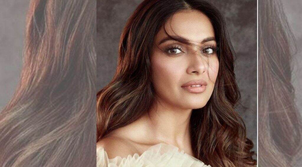 बिपाशा बसु हिने आजवर दिलेल्या Kissing Scenes च्या बाबत सांगितला शॉकिंग अनुभव, डेंजरस वेब सीरिज निमित्त दिलेली ही मुलाखत वाचा बिपाशा बसु हिने आजवर दिलेल्या Kissing Scenes च्या बाबत सांगितला शॉकिंग अनुभव, डेंजरस वेब सीरिज निमित्त दिलेली ही मुलाखत वाचा