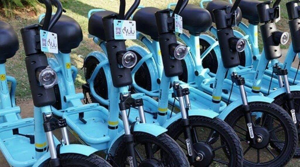 Yulu E-Bike: BKC मध्ये आज पासुन सुरु होतेय युलु ई बाईक सुविधा, जाणुन घ्या काय आहे हा प्रकल्प Yulu E-Bike: BKC मध्ये आज पासुन सुरु होतेय युलु ई बाईक सुविधा, जाणुन घ्या काय आहे हा प्रकल्प