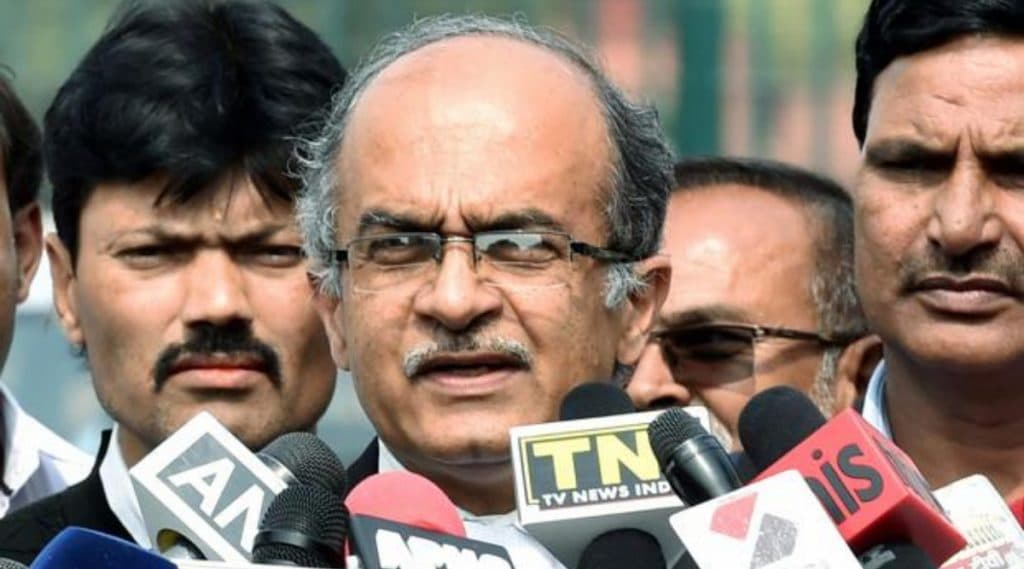 Prashant Bhushan Contempt Case: प्रशांत भूषण न्यायालय अवमान प्रकरणात कोर्टाने निर्णय राखून ठेवाल; 5 ठळक मुद्दे Prashant Bhushan Contempt Case: प्रशांत भूषण न्यायालय अवमान प्रकरणात कोर्टाने निर्णय राखून ठेवाल; 5 ठळक मुद्दे