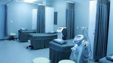 Hospital Bed Availability Online: मुंबई, पुणे, नाशिक, नागपूर मध्ये रूग्णालयांत COVID-19 Emergency वेळी उपलब्ध Vacant ICU, Oxygen Beds ची इथे पहा माहिती