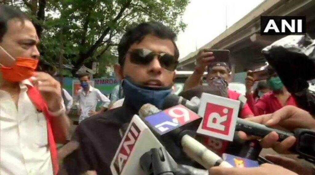 Sushant Sing Rajput Death Case: सुशांतच्या आत्महत्येप्रकरणी मी नव्हे तर तपासणीला करण्यात आले Quarantine, पटनाचे IPS विनय तिवारी यांची BMC वर खोचक टीका Sushant Sing Rajput Death Case: सुशांतच्या आत्महत्येप्रकरणी मी नव्हे तर तपासणीला करण्यात आले Quarantine, पटनाचे IPS विनय तिवारी यांची BMC वर खोचक टीका