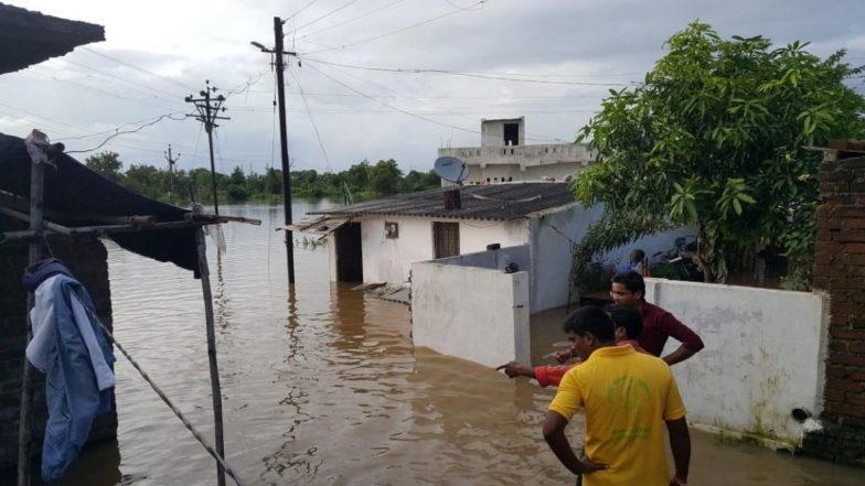Ambeghar Satara Landslide: सातारा मध्ये अंबेघर मध्ये कोसळलेल्या दरडीत  NDRF कडून 6 मृतदेह बाहेर काढण्यात यश; अद्याप 8 जण बेपत्ता