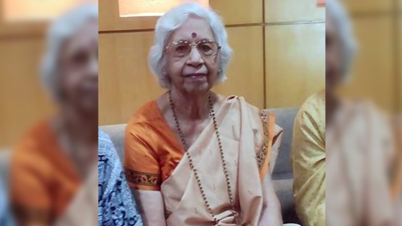 सुप्रसिद्ध लेखिका मीना देशपांडे यांचे निधन; गृहमंत्री अनिल देशमुखांनी ट्विटच्या माध्यमातून वाहिली श्रद्धांजली