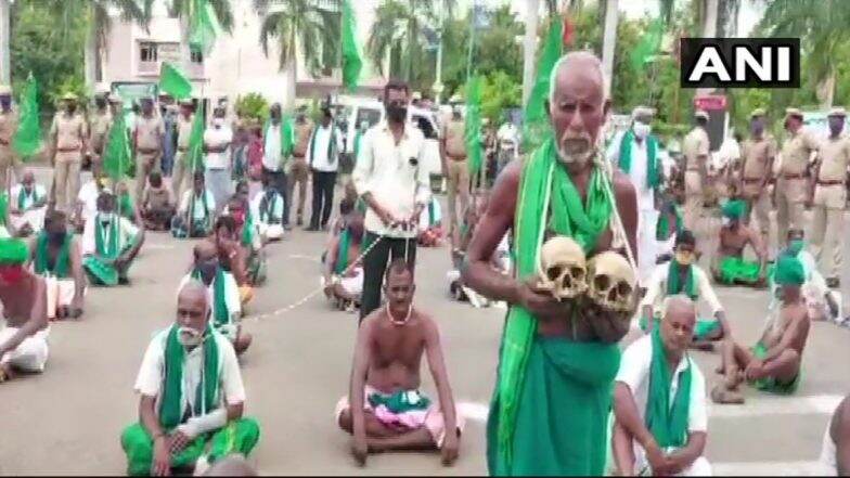 Bharat Bandh Against Farm Bill 2020: शेती विधेयक विरुद्ध 'भारत बंद', महाराष्ट्र, पंजाब, मध्य प्रदेश, राजस्थानसह देशभर शेतकऱ्यांचा मोठा प्रतिसाद