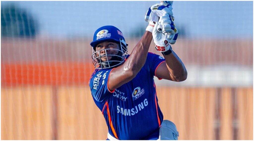 KKR vs MI, IPL 2020: मुंबई इंडियन्सने कीरोन पोलार्डला कोलकाताविरुद्ध सामन्यापूर्वी दिली खास भेट, 'हा' पराक्रम करणारा बनला पलटनचा पहिला खेळाडू KKR vs MI, IPL 2020: मुंबई इंडियन्सने कीरोन पोलार्डला कोलकाताविरुद्ध सामन्यापूर्वी दिली खास भेट, 'हा' पराक्रम करणारा बनला पलटनचा पहिला खेळाडू