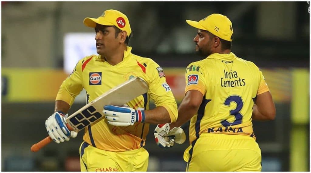 CSK vs DC, IPL 2020: एमएस धोनीने मैदानावर उतरताच केली सुरेश रैनाच्या 'या' खास विक्रमाची बरोबरी CSK vs DC, IPL 2020: एमएस धोनीने मैदानावर उतरताच केली सुरेश रैनाच्या 'या' खास विक्रमाची बरोबरी
