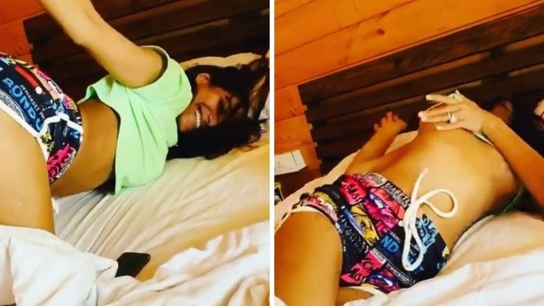Poonam Pandey Hot Video: पूनम पांंडे ने नवीन नवर्‍याला चिडवत शेअर केला नॉटी व्हिडिओ; फॅन्स ना सुद्धा घडवलं आपल्या 'त्या' भागाचं दर्शन