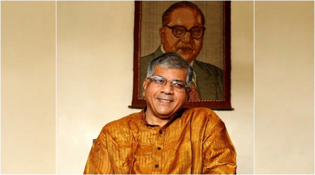 Bihar Assembly Elections 2020: अॅड. प्रकाश आंबेडकर किंग मेकर की एण्ट्रीपूरते मर्यादित? बिहार निवडणुकीत वंचित बहुजन आघाडी कोणाच्या फायद्याची? Bihar Assembly Elections 2020: अॅड. प्रकाश आंबेडकर किंग मेकर की एण्ट्रीपूरते मर्यादित? बिहार निवडणुकीत वंचित बहुजन आघाडी कोणाच्या फायद्याची?