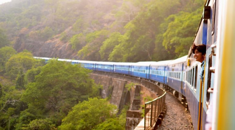 Konkan Railway Update: मुसळधार पावसामुळे करमली आणि थिविम स्थानकादरम्यान रेल्वे मार्गावर अडथळा निर्माण