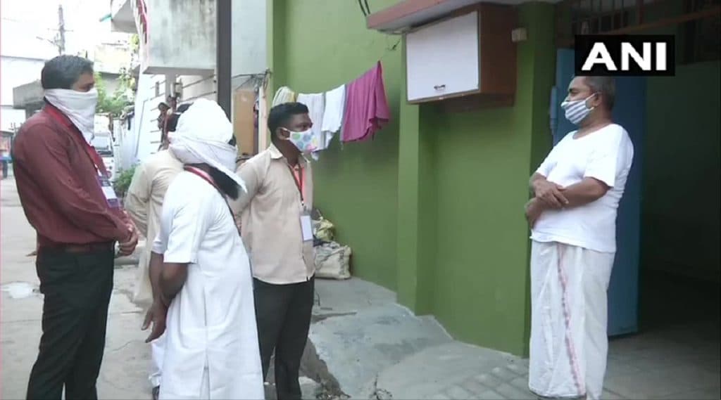 Mission Vishwas: कोरोना बाधित रुग्णांच्या मदतीसाठी नागपूर मध्ये 'मिशन विश्वास' अभियान सुरु Mission Vishwas: कोरोना बाधित रुग्णांच्या मदतीसाठी नागपूर मध्ये 'मिशन विश्वास' अभियान सुरु