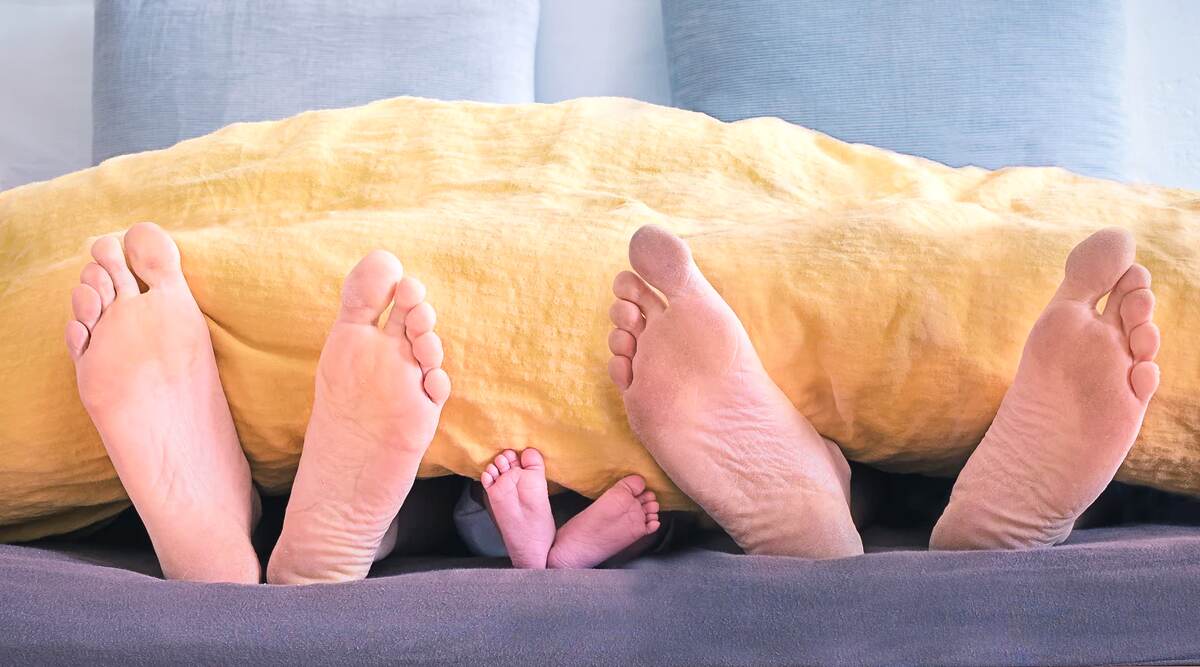 Sex Tips After First Child: पहिल्या बाळानंतर सेक्स करताना येतात का अडचणी? ट्राय करा 'या' हटके टिप्स
