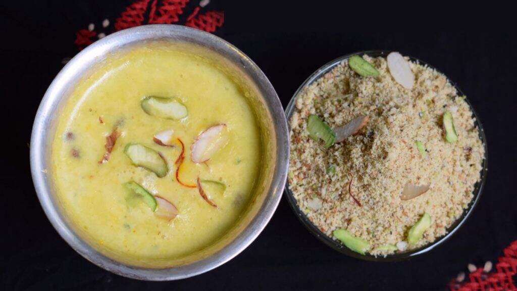 Masala Milk Recipe for Kojagiri Purnima: कोजागिरी पौर्णिमेनिमित्त यंदा घरच्या घरी बनवा दूधासाठी लागणारा मसाला, पाहा व्हिडिओ Masala Milk Recipe for Kojagiri Purnima: कोजागिरी पौर्णिमेनिमित्त यंदा घरच्या घरी बनवा दूधासाठी लागणारा मसाला, पाहा व्हिडिओ