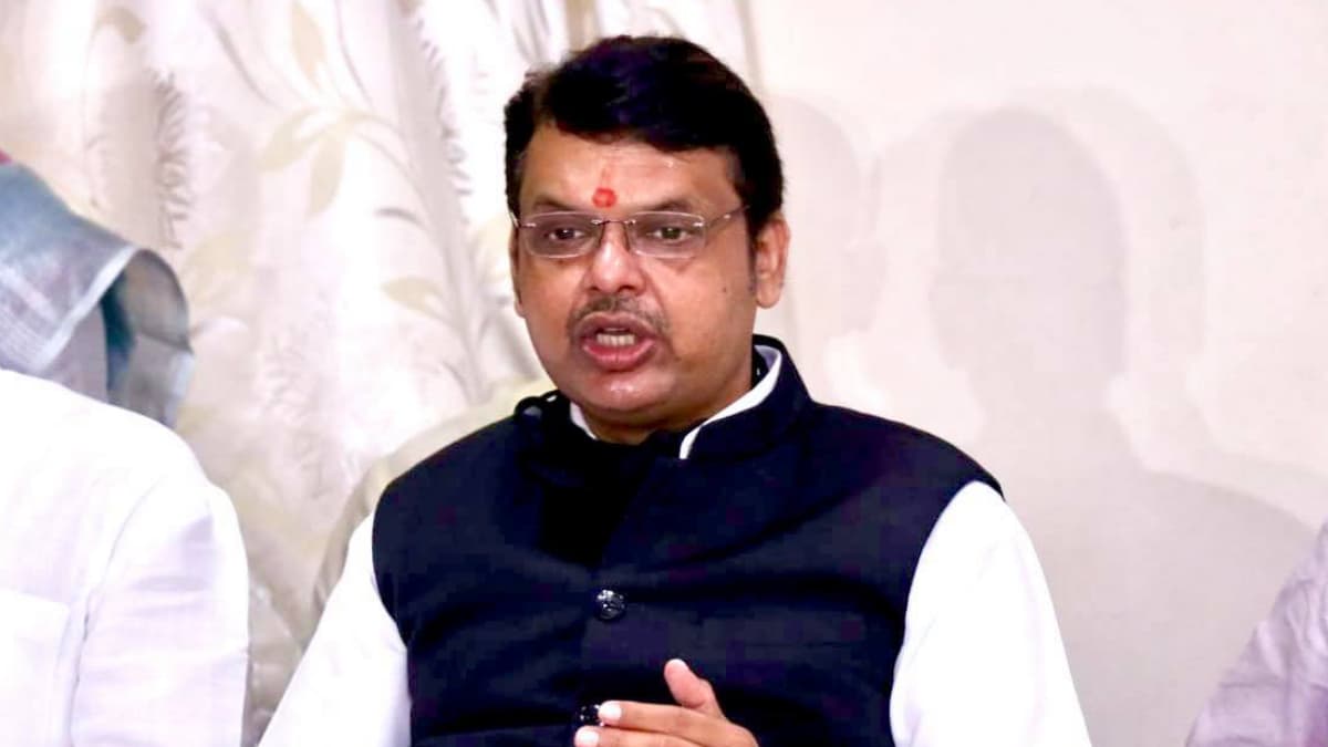 Devendra Fadnavis: महाविकास आघाडी हे पलटूराम सरकार; देवेंद्र फडणवीस यांची राज्य सरकारवर टिका Devendra Fadnavis: महाविकास आघाडी हे पलटूराम सरकार; देवेंद्र फडणवीस यांची राज्य सरकारवर टिका