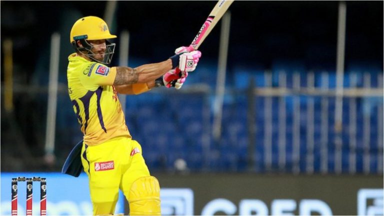 IPL 2021, RR vs CSK: राजस्थान रॉयल्सला पहिले ब्रेकथ्रू, तेवतिया Faf du Plessis ला दाखवला पॅव्हिलियनचा रस्ता