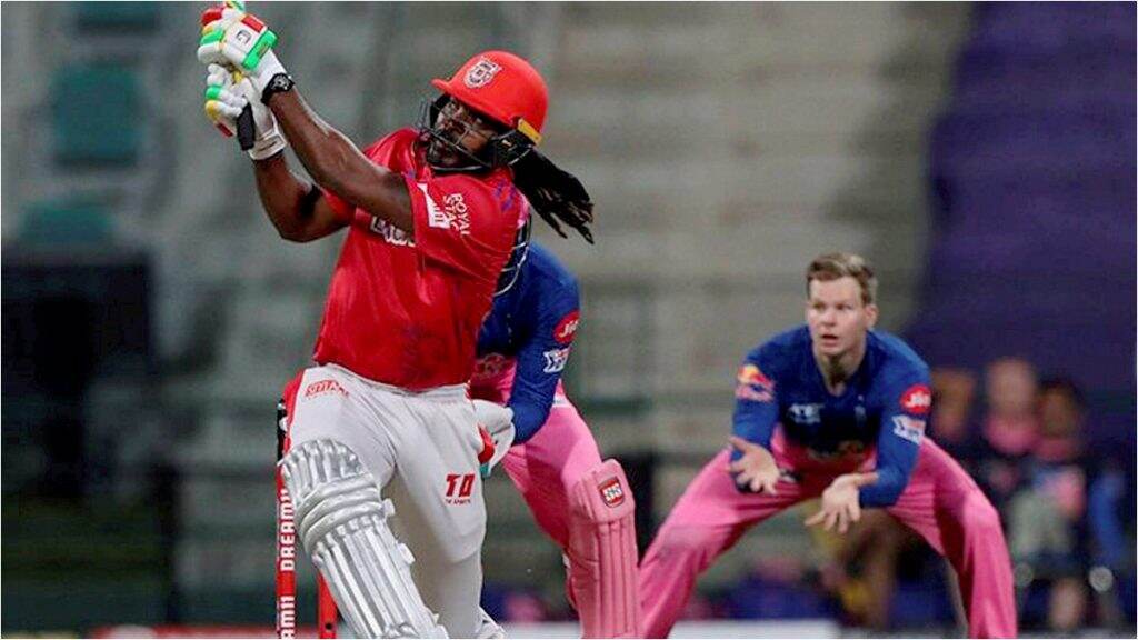 KXIP vs RR, IPL 2020: क्रिस गेलचा नाद खुळा! टी-20 क्रिकेटमध्ये 1000 षटकार मारणारा ठरला पहिला फलंदाज, एका धावाने शतक हुकल्यावर दिली अशी प्रतिक्रिया KXIP vs RR, IPL 2020: क्रिस गेलचा नाद खुळा! टी-20 क्रिकेटमध्ये 1000 षटकार मारणारा ठरला पहिला फलंदाज, एका धावाने शतक हुकल्यावर दिली अशी प्रतिक्रिया
