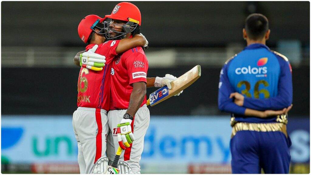 MI vs KXIP IPL 2020 - The Best T20 Match Ever: दोन सुपर ओव्हर्सच्या रंगतदार सामन्यात गोलंदाज, फलंदाज आणि फिल्डर्सने केली उत्कृष्ट कामगिरी MI vs KXIP IPL 2020 - The Best T20 Match Ever: दोन सुपर ओव्हर्सच्या रंगतदार सामन्यात गोलंदाज, फलंदाज आणि फिल्डर्सने केली उत्कृष्ट कामगिरी