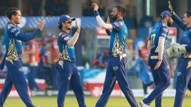 MI vs SRH, IPL 2020: चौकार-षटकारांच्या आतिषबाजीत MIने मारली बाजी, हैदराबादचा 34 धावांनी उडवला धुव्वा; डेविड वॉर्नरची झुंज व्यर्थ