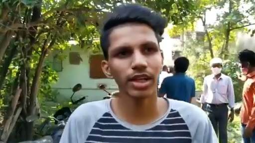 Building Collapses in Dombivli: रात्रभर वेब सीरीज पाहण्याच्या एका तरूणाच्या सवयीमुळे वाचले तब्बल 75 जणांचे प्राण Building Collapses in Dombivli: रात्रभर वेब सीरीज पाहण्याच्या एका तरूणाच्या सवयीमुळे वाचले तब्बल 75 जणांचे प्राण
