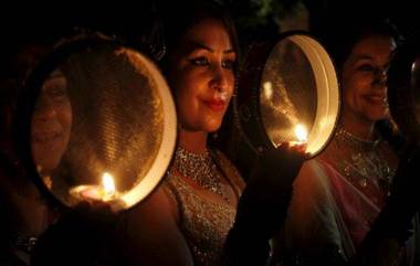 Karwa Chauth 2020 Moon Rise Timing on 4 November: करवा चौथ च्या संध्याकाळी कोणत्या शहरात किती वाजता दिसेल चंद्र; जाणून घ्या 