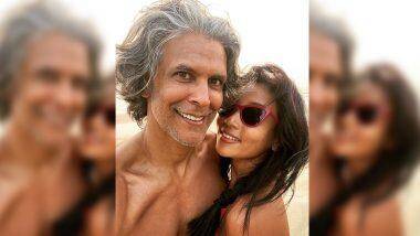 Milind Soman ने FIR दाखल झाल्यानंतर पत्नी अंकिता कोंवरसोबत शेअर केला हॉट फोटो; पहा शर्टलेस अंदाज