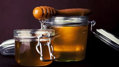 Benefits Of Honey: मध खाण्याचे हे '१०' आरोग्यदायी फायदे नक्की जाणून घ्या 