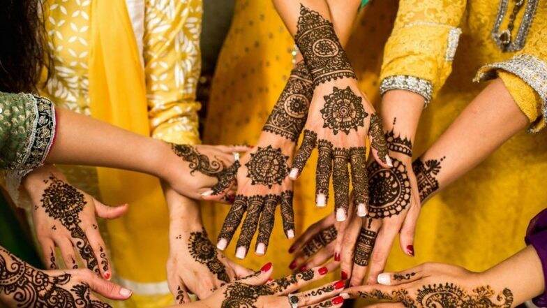 Latest Wedding Mehndi Designs Pics and Videos: ट्रेडिशनल इंडियन ब्राइडल मेहंदी पासून सोप्या अरेबिक मेंहदी पर्यंत लग्नसराईत ट्राय करा 'या' सुंदर मेहंदी डिझाईन ( Watch Photo & Video )