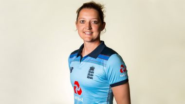 इंग्लंडच्या Sarah Taylor हिने रचला इतिहास, क्रिकेट इतिहासात पहिल्यांदा महिला खेळाडू देणार पुरुष खेळाडूंना प्रशिक्षण