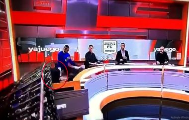 ESPN पत्रकाराच्या अंगावर कोसळला स्टुडिओ सेट; Live Show दरम्यान घडली दुर्घटना (Watch Video)