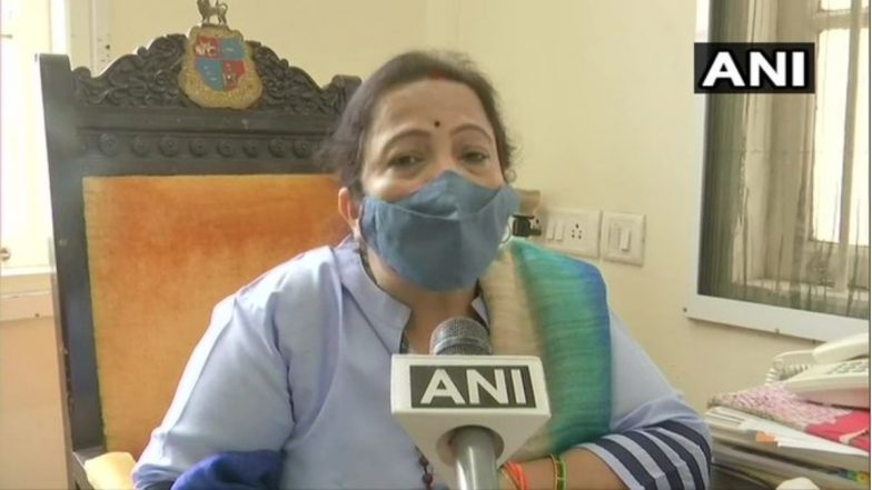 Kishori Pednekar On Fake Clean-up Marshal: अवैध वसुली करणार्‍या  क्लिनअप मार्शल वर बीएमसीचा कारवाईच्या तयारीत; कंत्राटदार ब्लॅकलिस्ट होणार, फौजदारी गुन्हा दाखल करणार - महापौर किशोरी पेडणेकर
