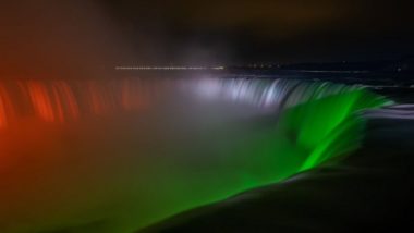 भारताच्या कोविड 19 विरूद्धच्या लढाईला पाठिंबा दर्शवण्यासाठी Niagara Falls  वर भारतीय तिरंग्याची आकर्षक विद्युत रोषणाई