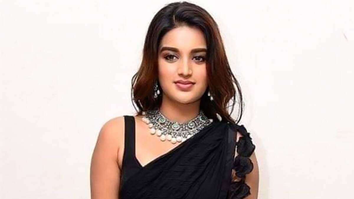 Niddhi Agerwal चा Coco हरवला; कोकोला शोधून काढणाऱ्या व्यक्तीला अभिनेत्री देणार 1 लाख रुपयांचं बक्षीस