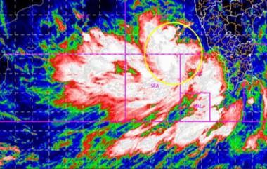 Cyclone Tauktae: तोक्ते चक्रीवादळ, अतिवृष्टीदरम्यन काय काळजी घ्याल? रत्नागिरी जिल्हाधिकाऱ्यांनी समुद्र किनाऱ्यालगतच्या नागरिकांना दिली महिती