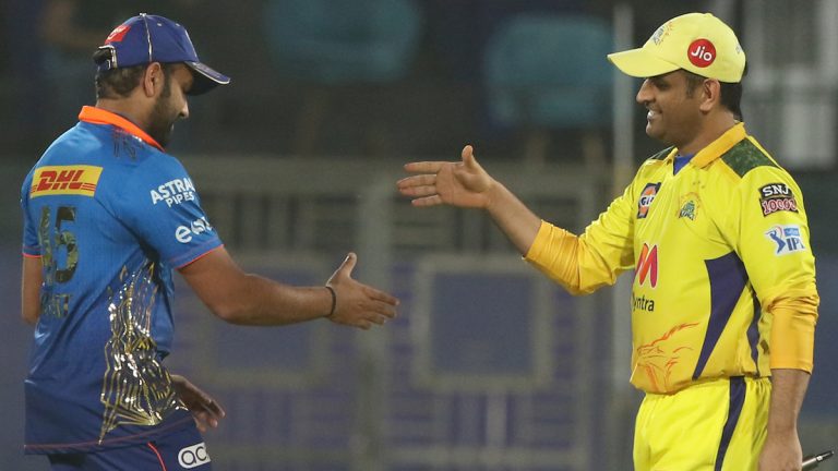 IPL 2021: रोहित शर्माची जबरदस्त कामगिरी, CSK विरोधात मैदानात उतरताच ‘हिटमॅन’ने रचला इतिहास