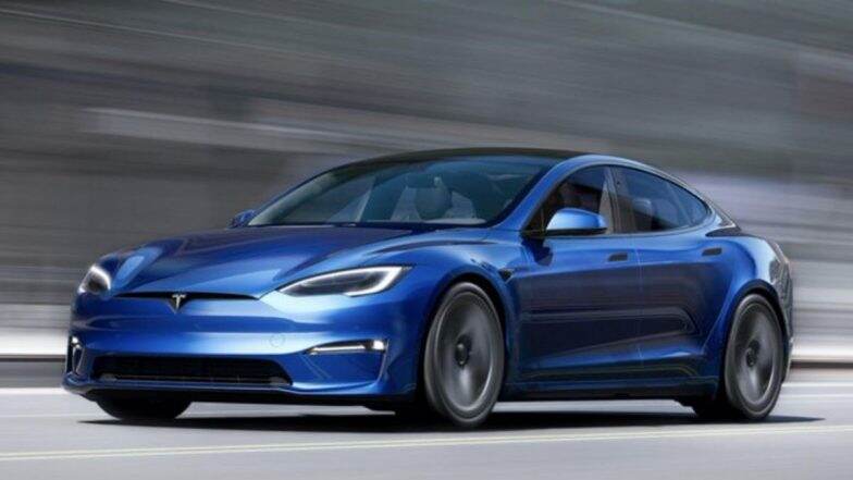 Tesla Baby: महिलेने टेस्ला इलेक्ट्रिक कारच्या पुढच्या सीटवर दिला बाळाला जन्म; ओळखले गेले 'टेस्ला बेबी'