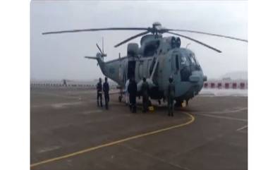 Cyclone Tauktae Update: तौक्ते चक्रीवादळामुळे बाँम्बे हाय परिसरातील 'बार्ज पी-305' जहाजात अडकलेल्या 146 जणांची सुटका; 130 जण बेपत्ता