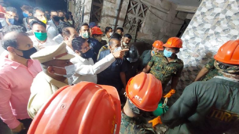 Ulhasnagar Building Collapsed Update: उल्हासनगर मधील साई शक्ती इमारत दुर्घटनेतील मृतांचा आकडा वाढला; कुटुंबियांना 5 लाखांची मदत जाहीर
