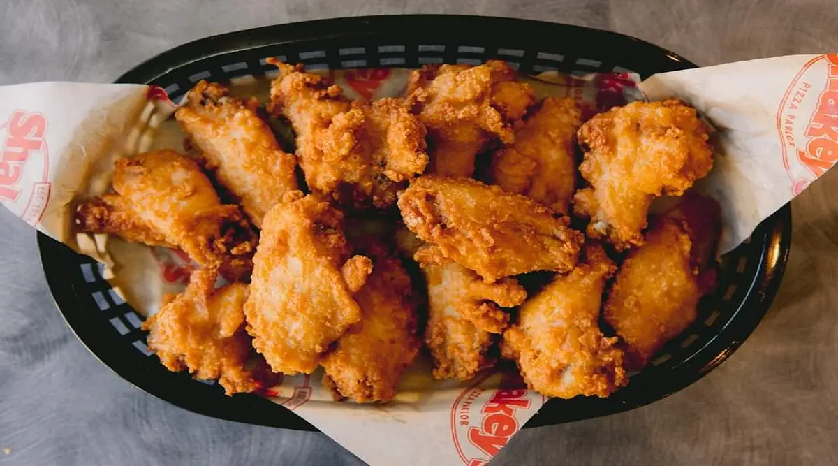 अमेरिकेत Chicken Wings चा तुडवटा